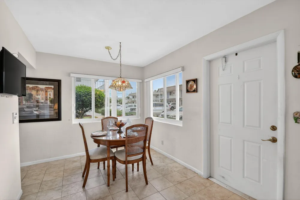 3240 Lake Osborne Dr, Lake Worth Beach, FL 33461