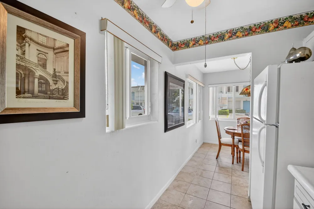 3240 Lake Osborne Dr, Lake Worth Beach, FL 33461