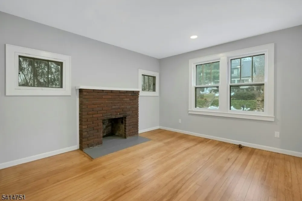 173 Runnymede Rd, West Caldwell, NJ 07006