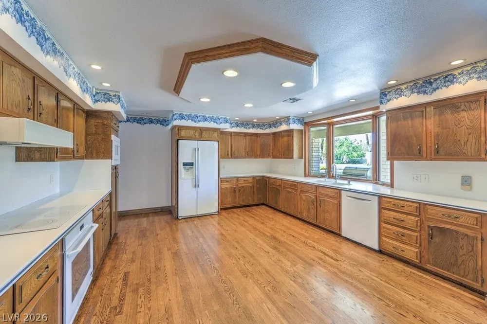 6510 Darby Ave, Las Vegas, NV 89146-6518