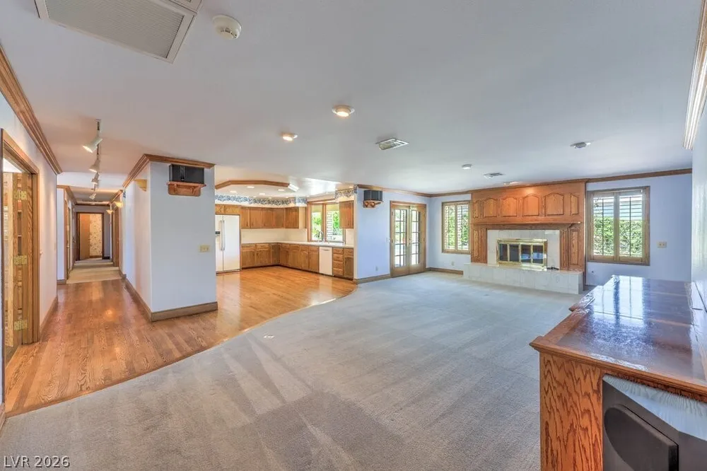 6510 Darby Ave, Las Vegas, NV 89146-6518