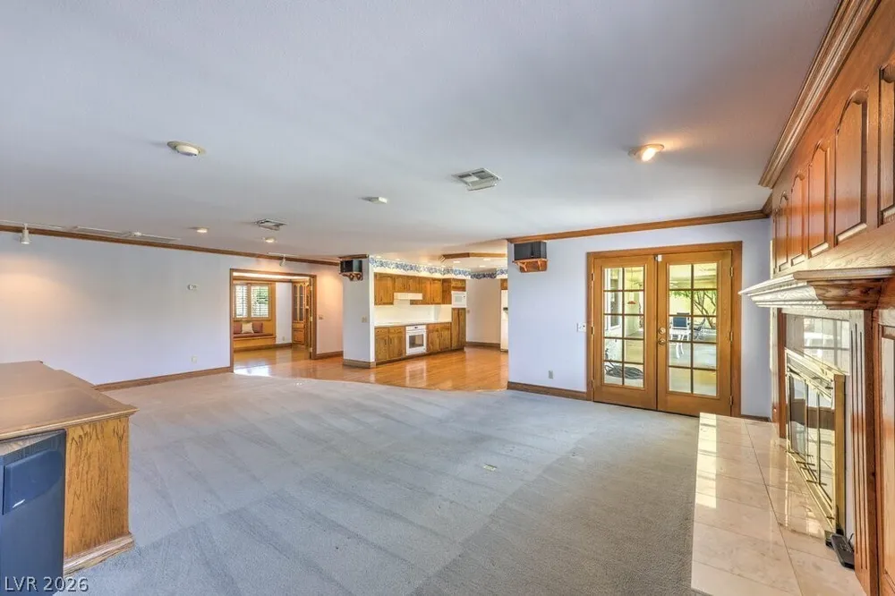 6510 Darby Ave, Las Vegas, NV 89146-6518