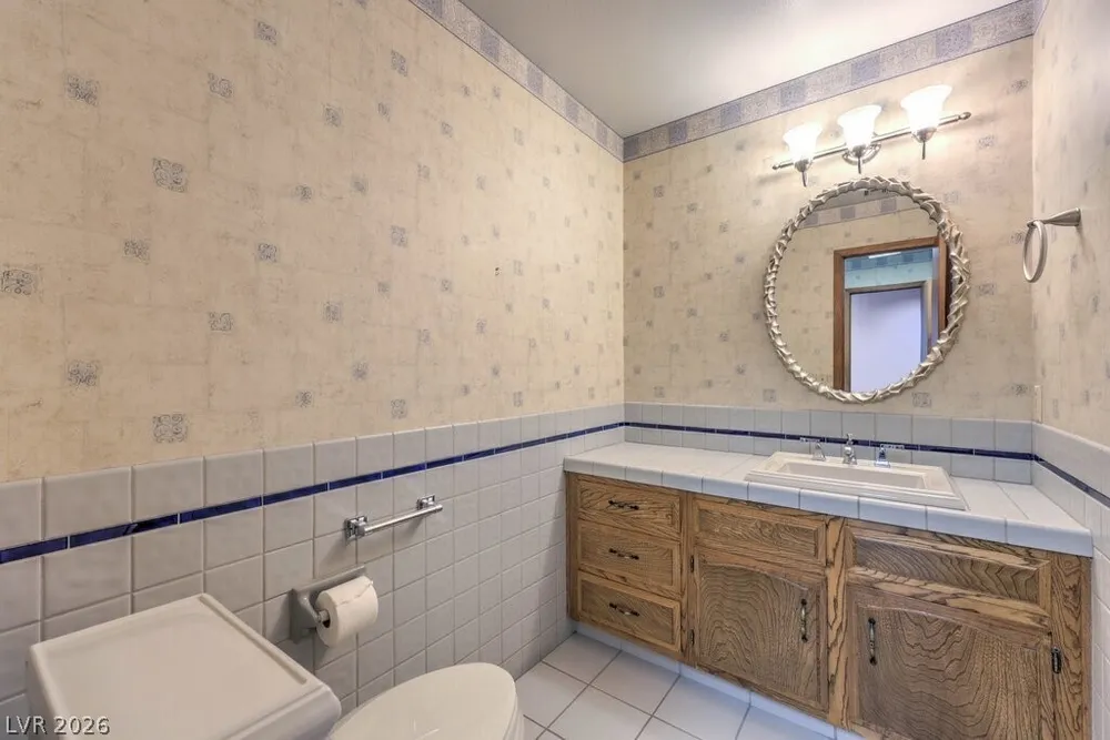 6510 Darby Ave, Las Vegas, NV 89146-6518
