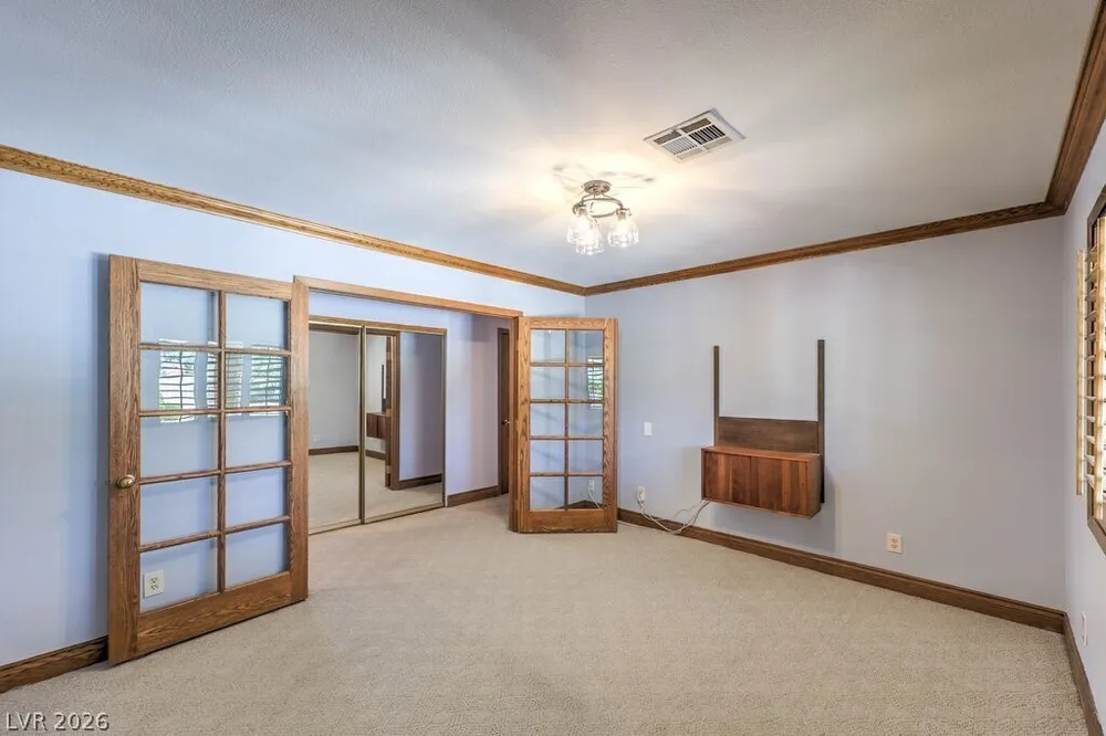6510 Darby Ave, Las Vegas, NV 89146-6518