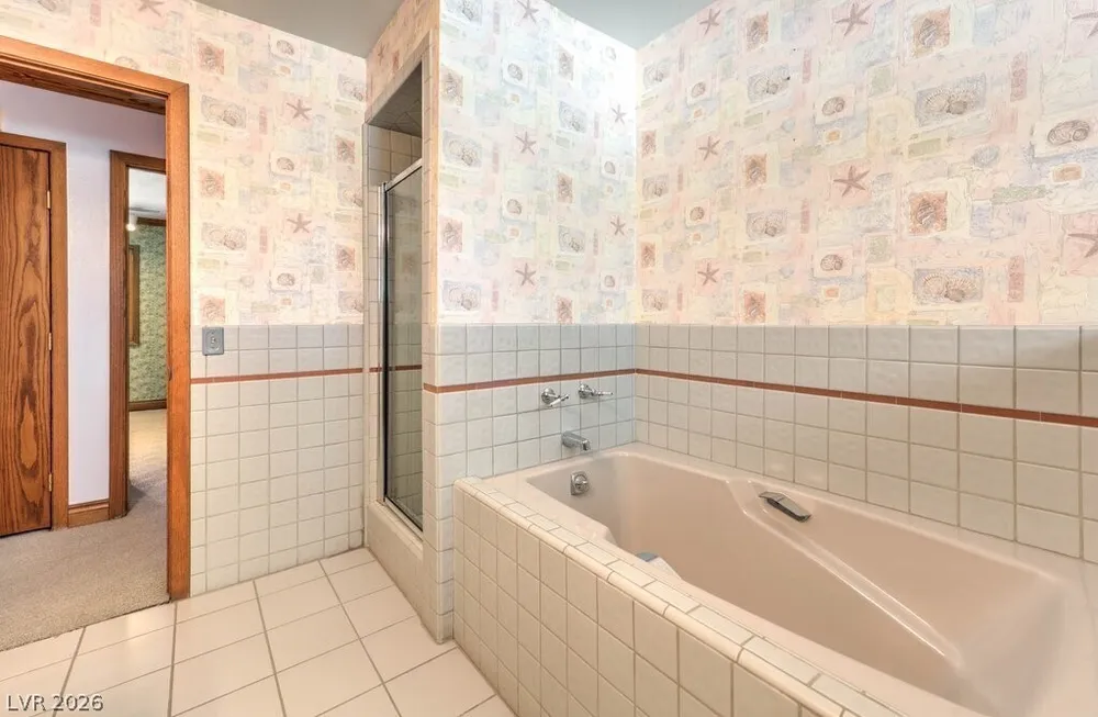 6510 Darby Ave, Las Vegas, NV 89146-6518