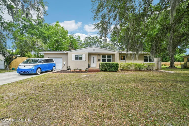 3845 Miruelo Circle N, Jacksonville, FL 32217