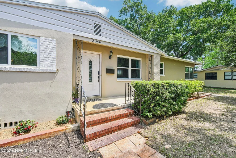 3845 Miruelo Circle N, Jacksonville, FL 32217