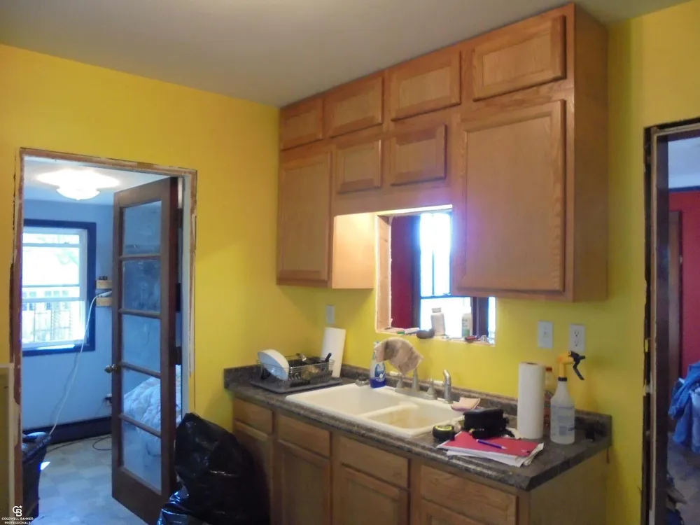 35080 Hengesbach Dr, Clinton Township, MI 48035