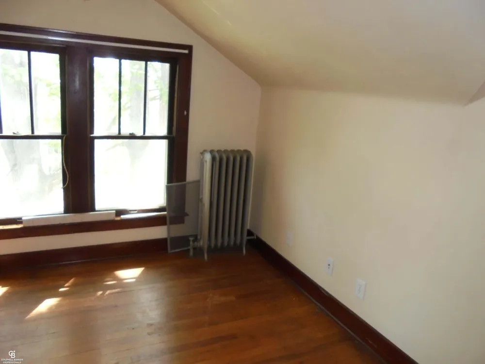 35080 Hengesbach Dr, Clinton Township, MI 48035