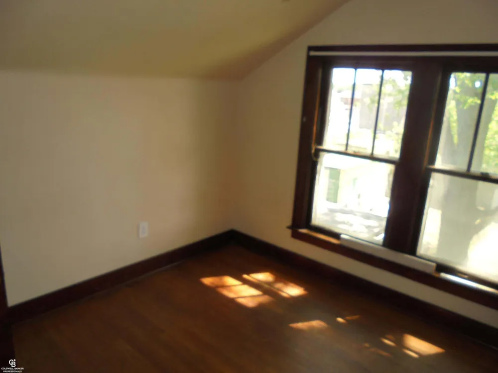 35080 Hengesbach Dr, Clinton Township, MI 48035