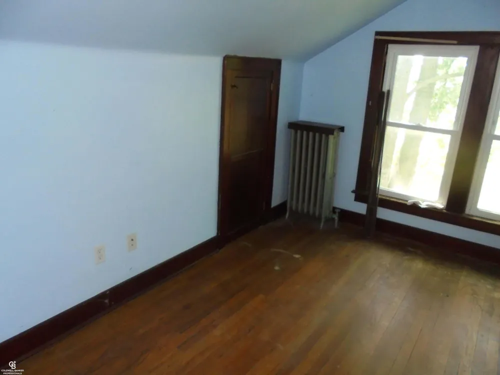 35080 Hengesbach Dr, Clinton Township, MI 48035