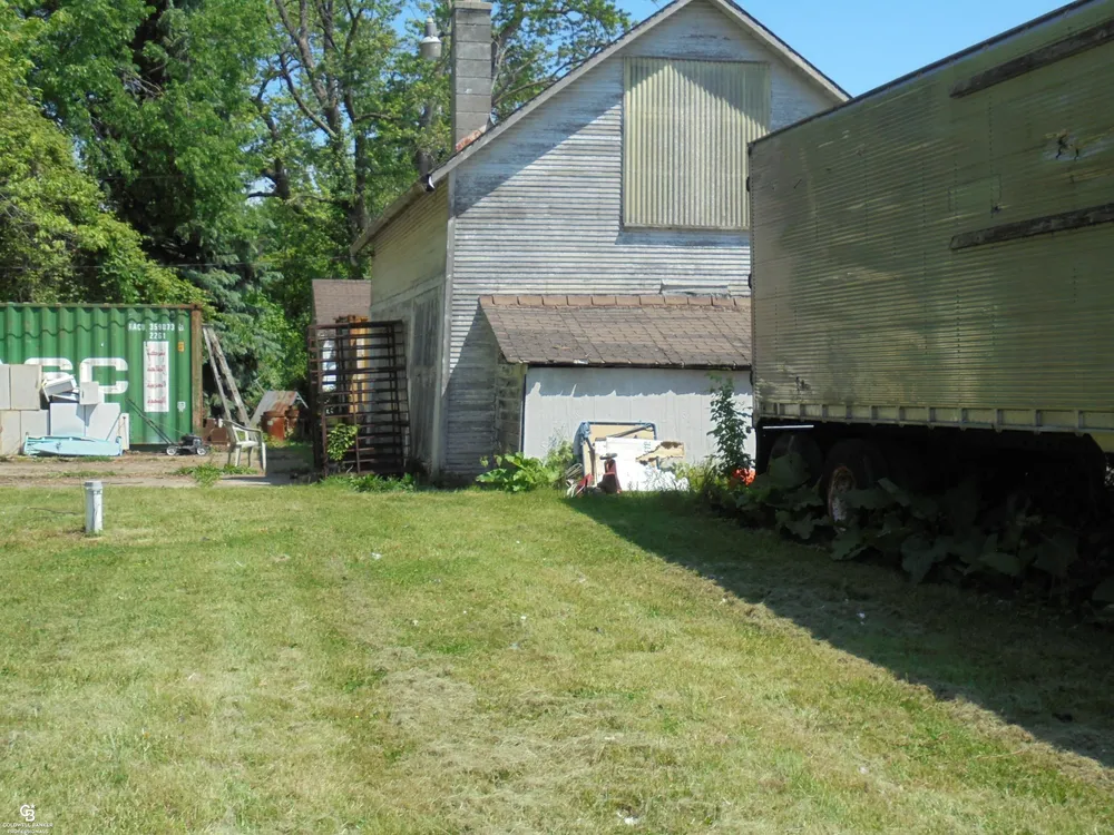 35080 Hengesbach Dr, Clinton Township, MI 48035