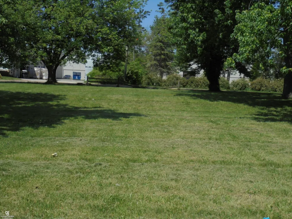35080 Hengesbach Dr, Clinton Township, MI 48035