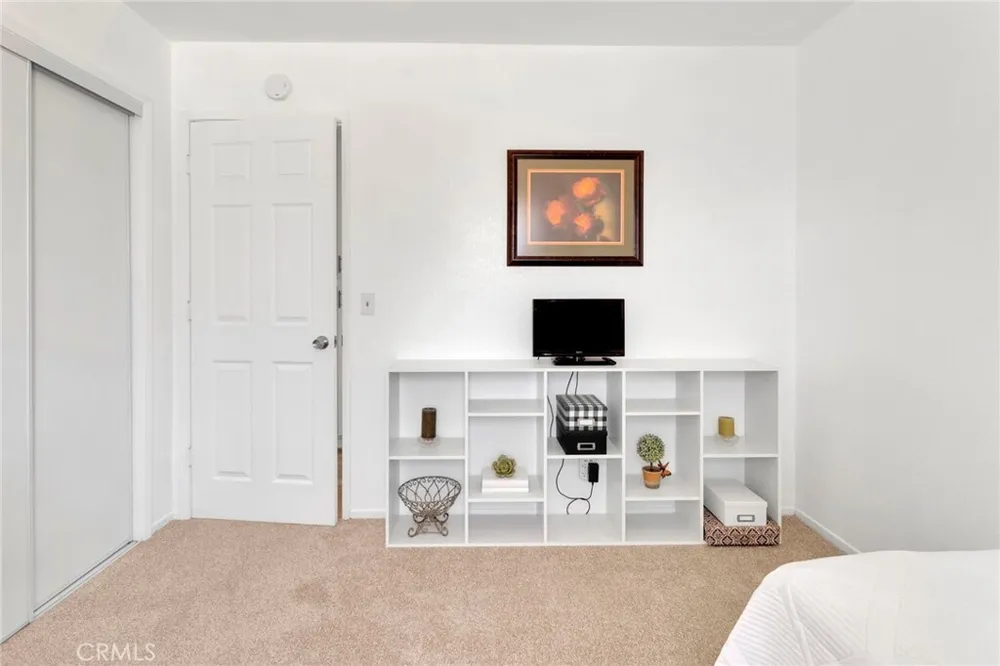 22672 El Centro Rd, Apple Valley, CA 92307