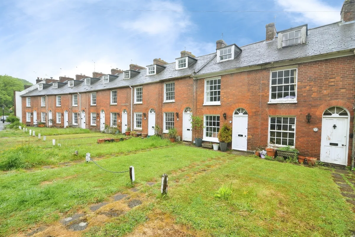 Military Road, Rye