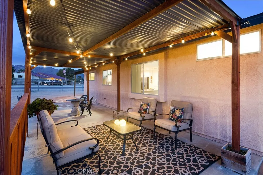 22672 El Centro Rd, Apple Valley, CA 92307