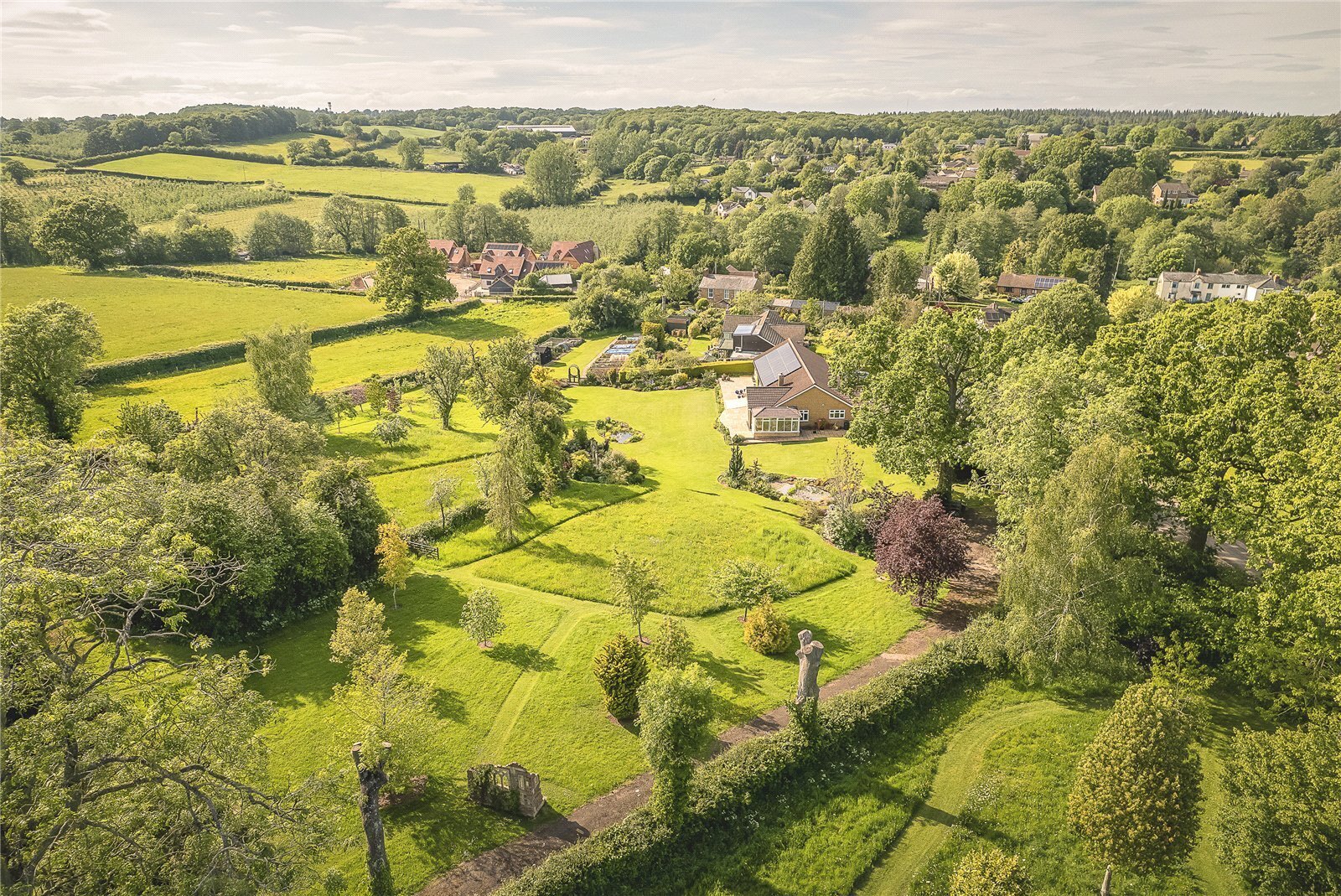 Gorsley, Ross-on-Wye, Herefordshire, HR9 Image 3