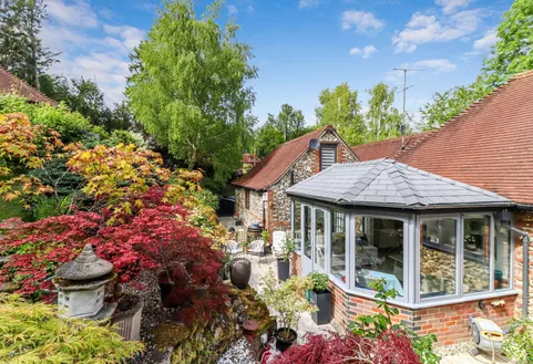Roundwood Rucklers Lane, Kings Langley, WD4