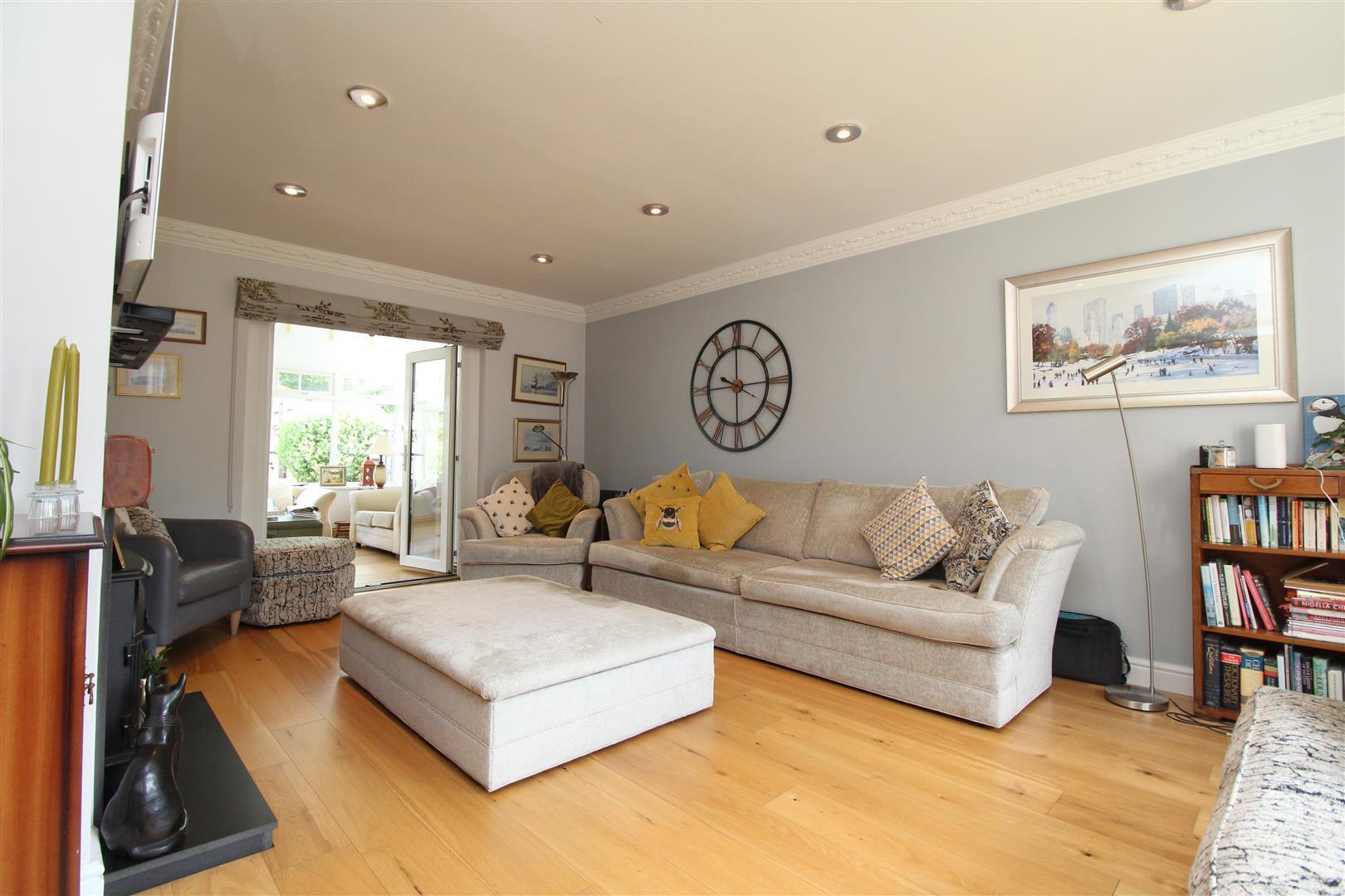 Beech Close, Melton Park, Gosforth, Newcastle Upon Tyne Image 7
