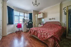 Chandos Avenue, Whetstone, N20 photo 6