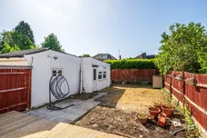 Chandos Avenue, Whetstone, N20 photo 15