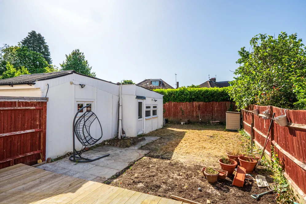 Chandos Avenue, Whetstone, N20 photo 15
