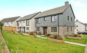 Eventide, Viaduct Hill, Hayle, TR27 photo