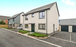 Eventide, Viaduct Hill, Hayle, TR27 photo