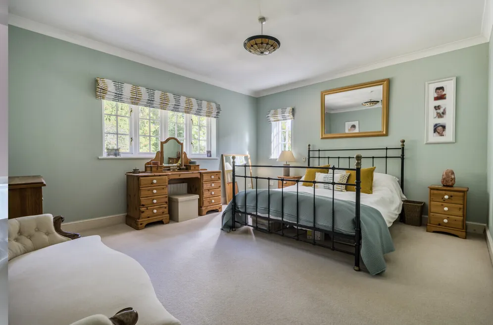 Quarry Lane, HENLEY-ON-THAMES, RG9 photo 16