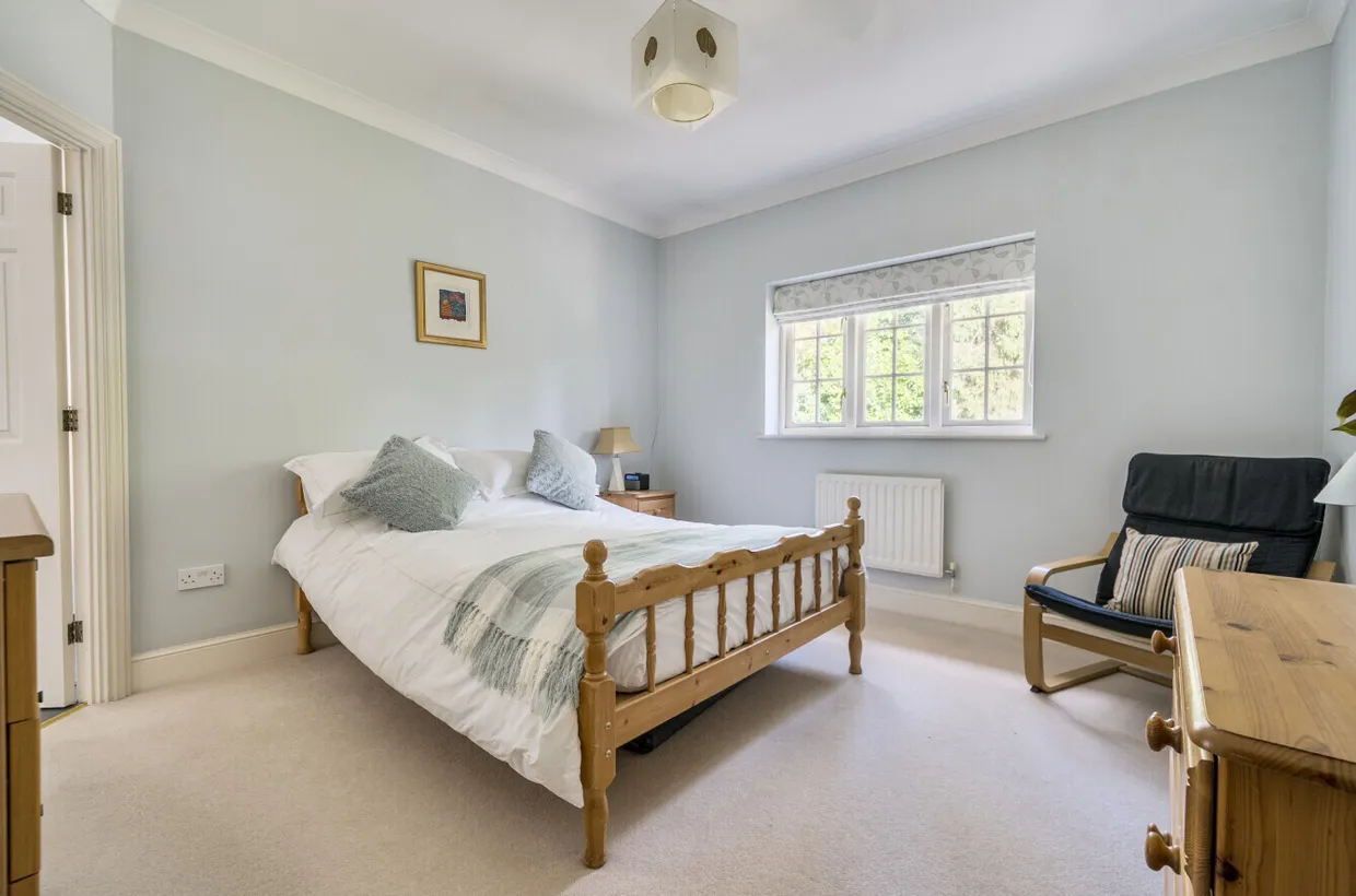 Quarry Lane, HENLEY-ON-THAMES, RG9 photo 20