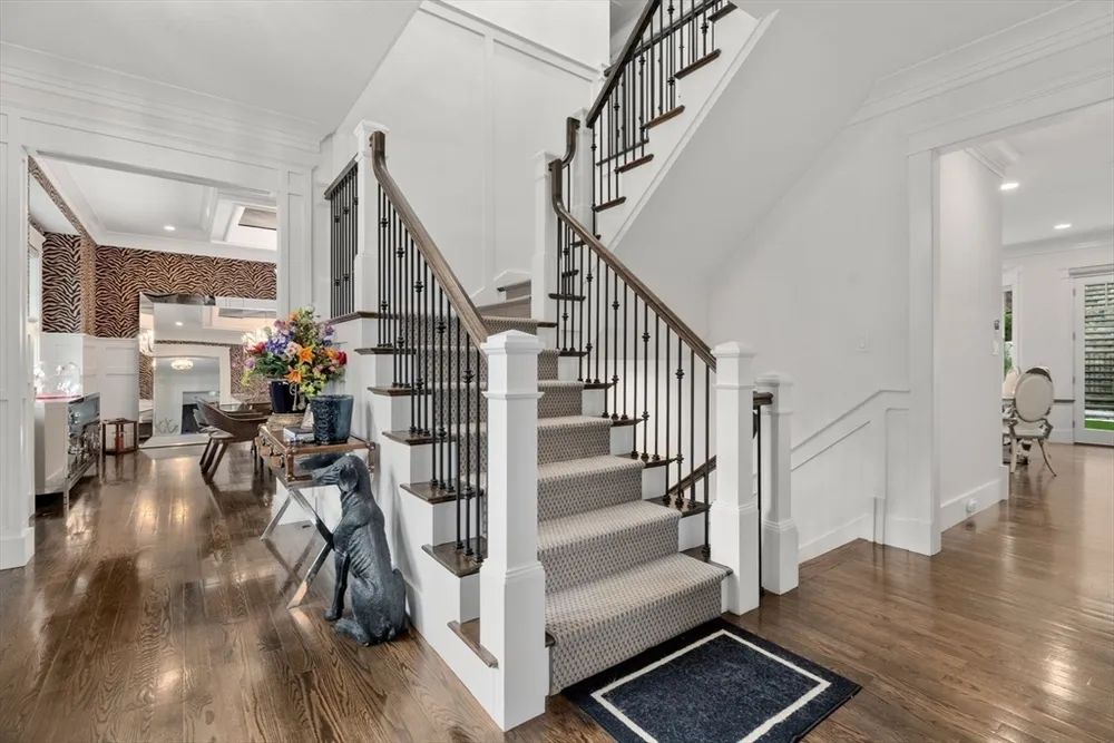 136 Beaumont Ave, Newton, MA 02460