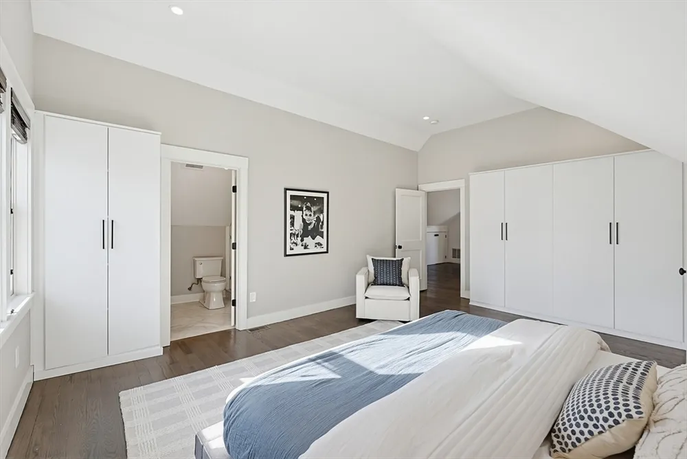 214 Waverley St, Belmont, MA 02478