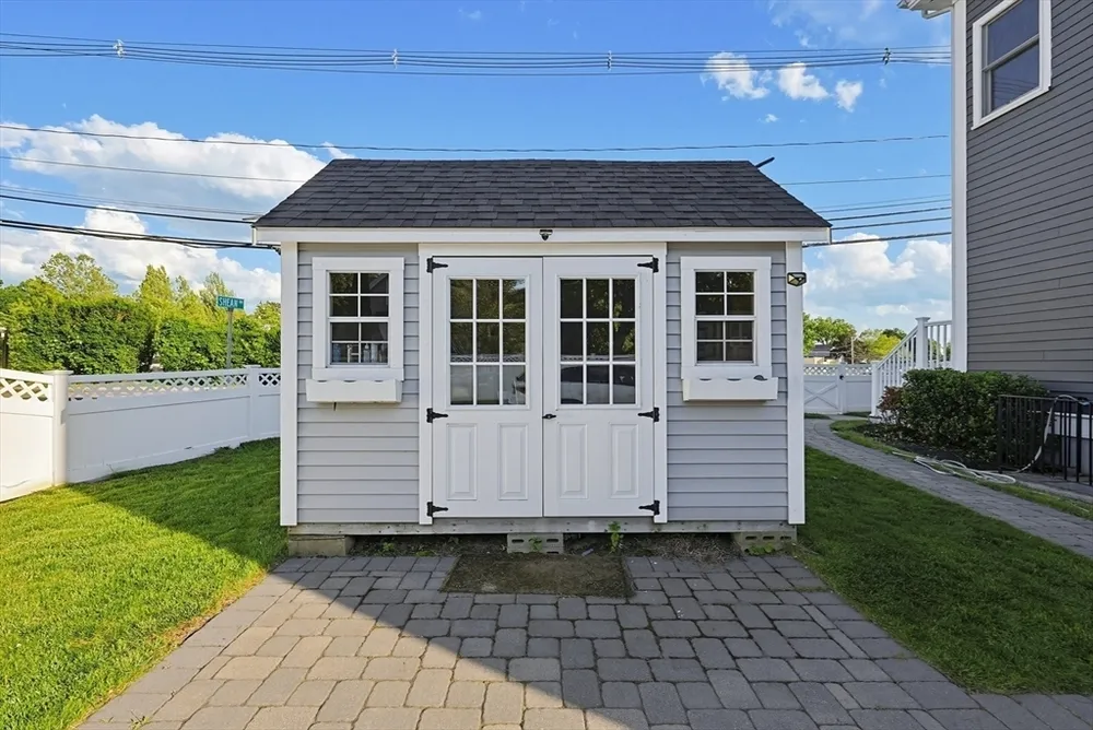 214 Waverley St, Belmont, MA 02478