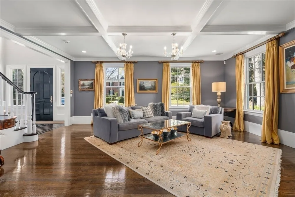 22 Plymouth Rd, Wellesley, MA 02481