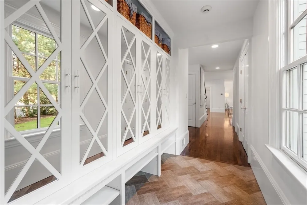 22 Plymouth Rd, Wellesley, MA 02481