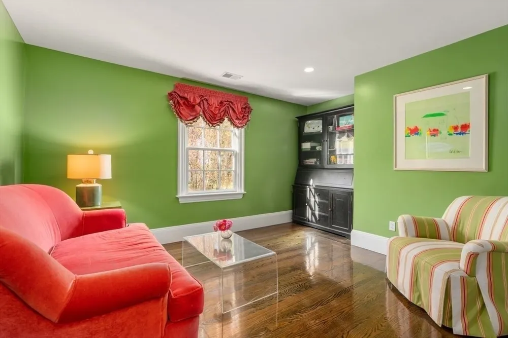 22 Plymouth Rd, Wellesley, MA 02481