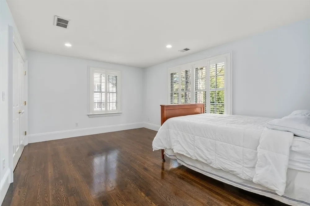 22 Plymouth Rd, Wellesley, MA 02481