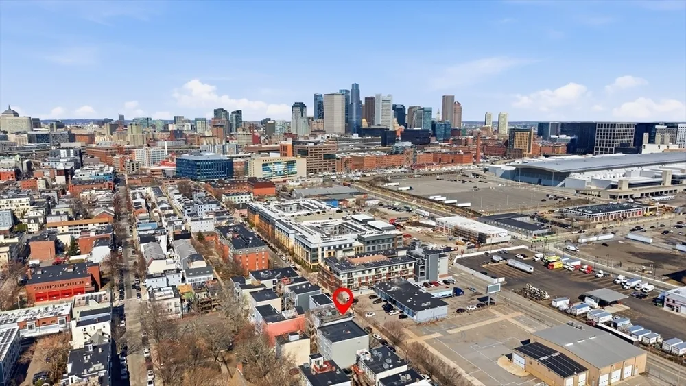 281 W 2nd St, Boston, MA 02127
