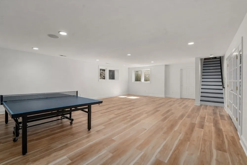 22 Plymouth Rd, Wellesley, MA 02481
