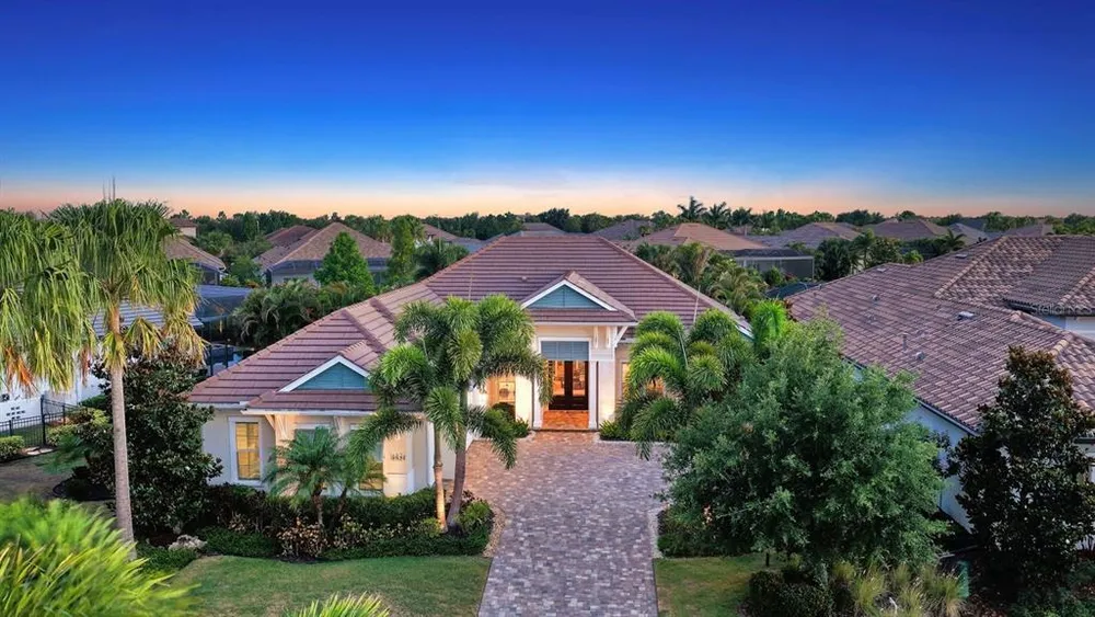 16524 Kendleshire Terrace, Lakewood Ranch, FL 34202