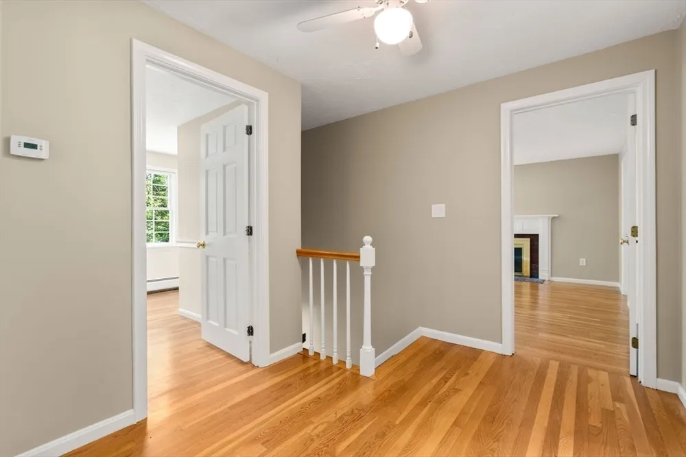 141 Westgate Rd, Wellesley Hills, MA 02481