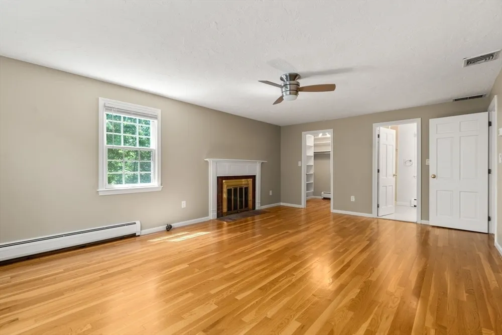141 Westgate Rd, Wellesley Hills, MA 02481