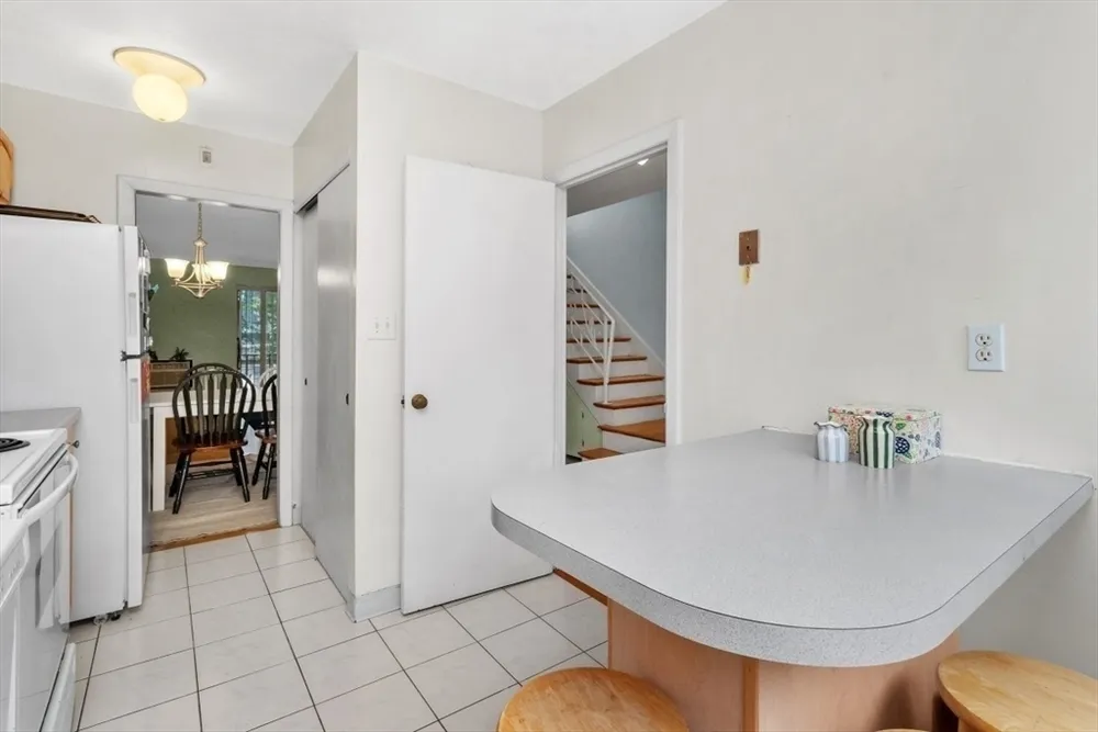 59 Saint Paul St, Brookline, MA 02446