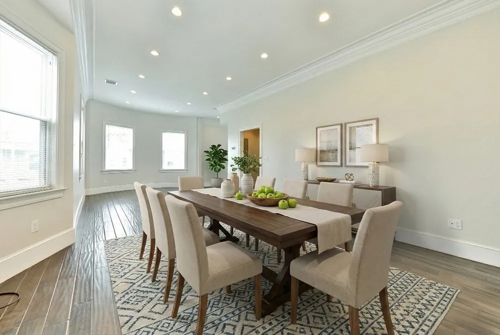 9 Bellflower St, Boston, MA 02125