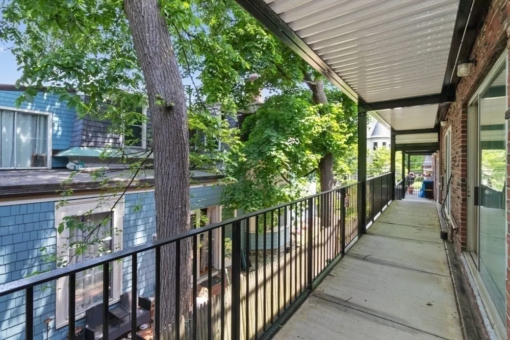 59 Saint Paul St, Brookline, MA 02446
