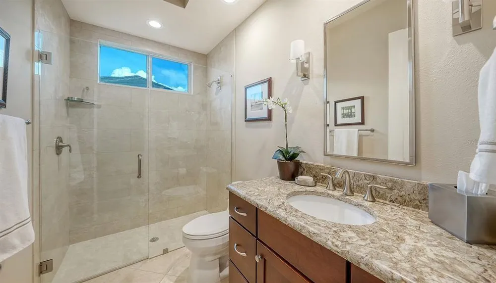 16524 Kendleshire Terrace, Lakewood Ranch, FL 34202