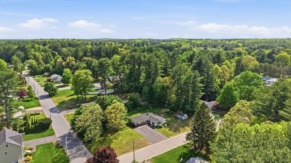 20 Wildes Rd, Chelmsford, MA 01824