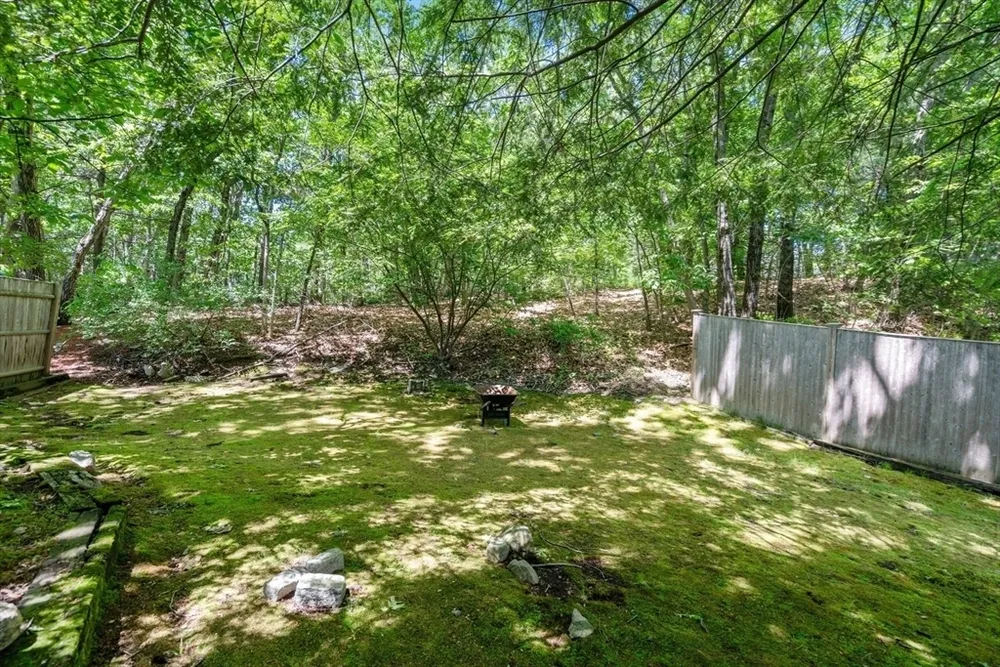 141 Westgate Rd, Wellesley Hills, MA 02481