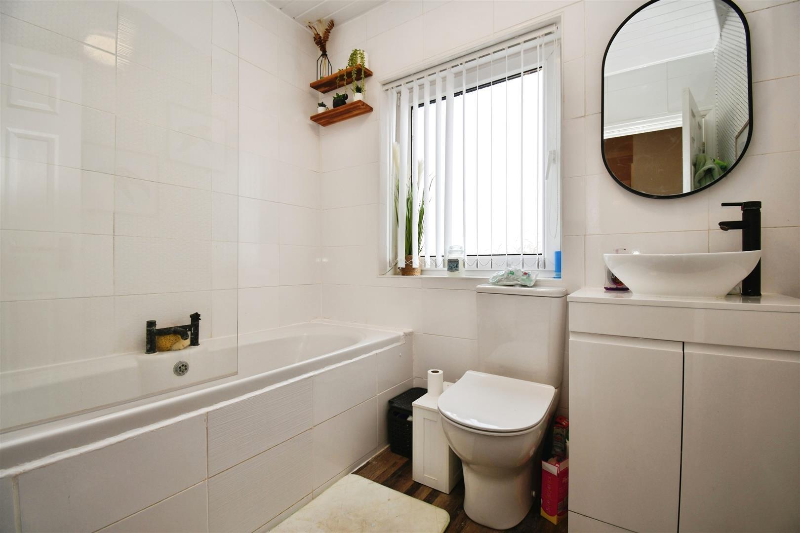 Willerby Road, Hull Image 13