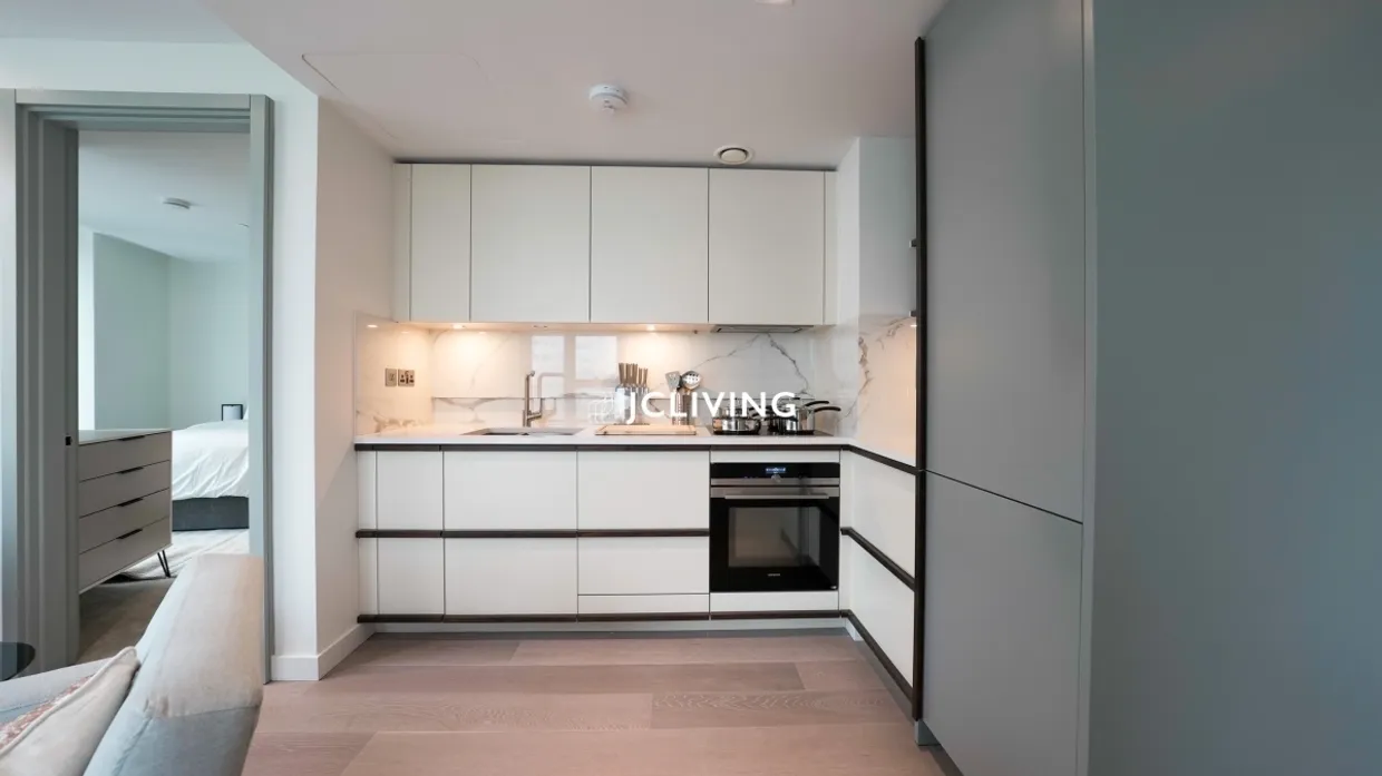 Westmark Tower Paddington W2 photo 5